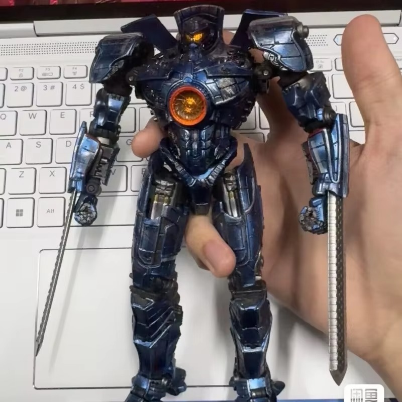 نموذج LED جديد ورائج من لينج ج - مراجعة Model Kit Pacific Rim وسعره