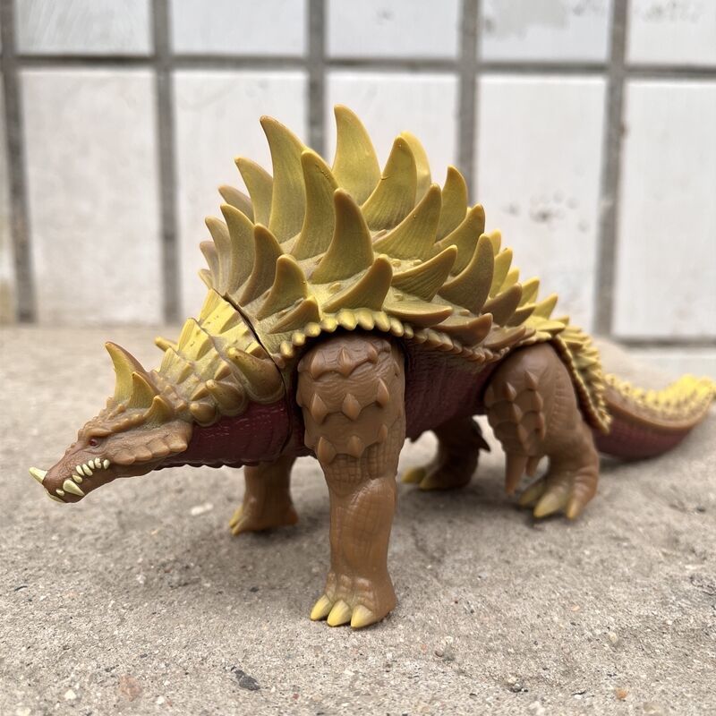 نموذج شخصية أكشن Godzilla PVC  - مراجعة Model Kit Pacific Rim وسعره