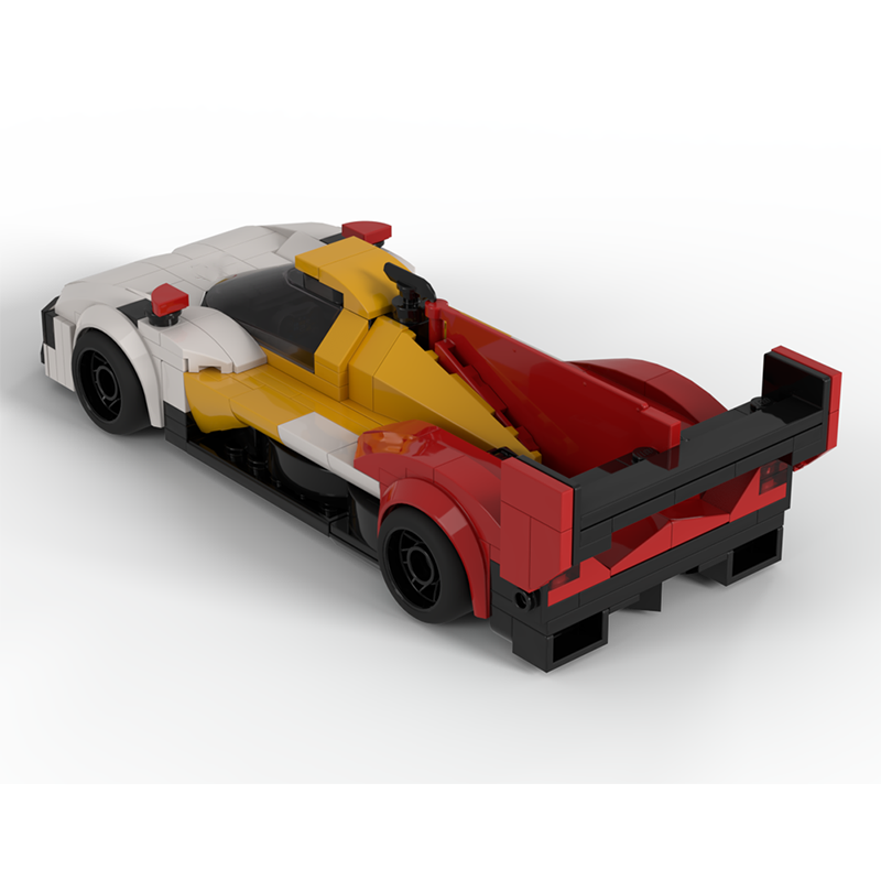 نموذج سيارة رياضية فائقة السرع - مراجعة Model Kit Engine V8 وسعره