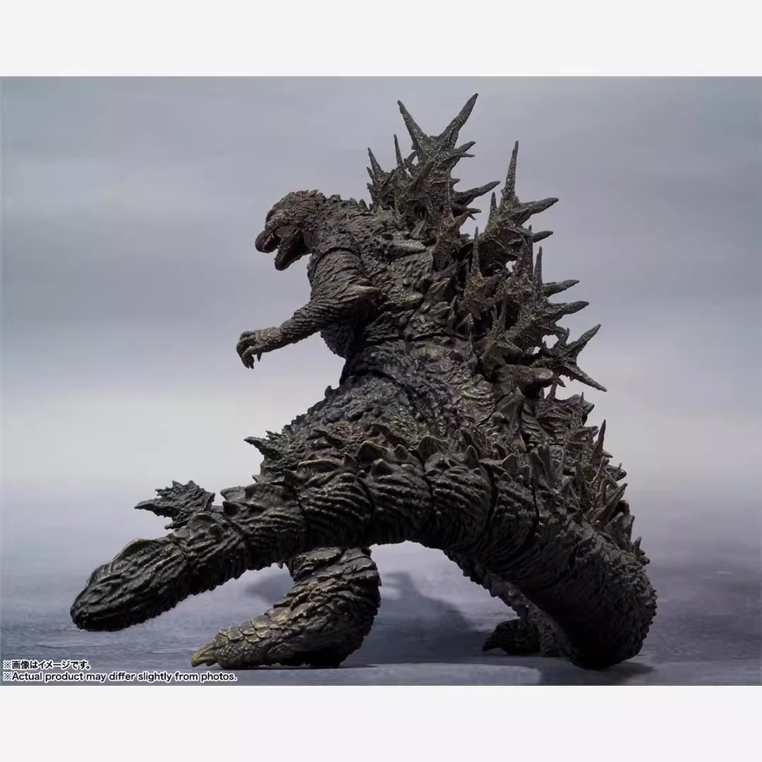 20 سنتيمتر Godzilla ناقص واحد  - مراجعة Model Kit Pacific Rim وسعره