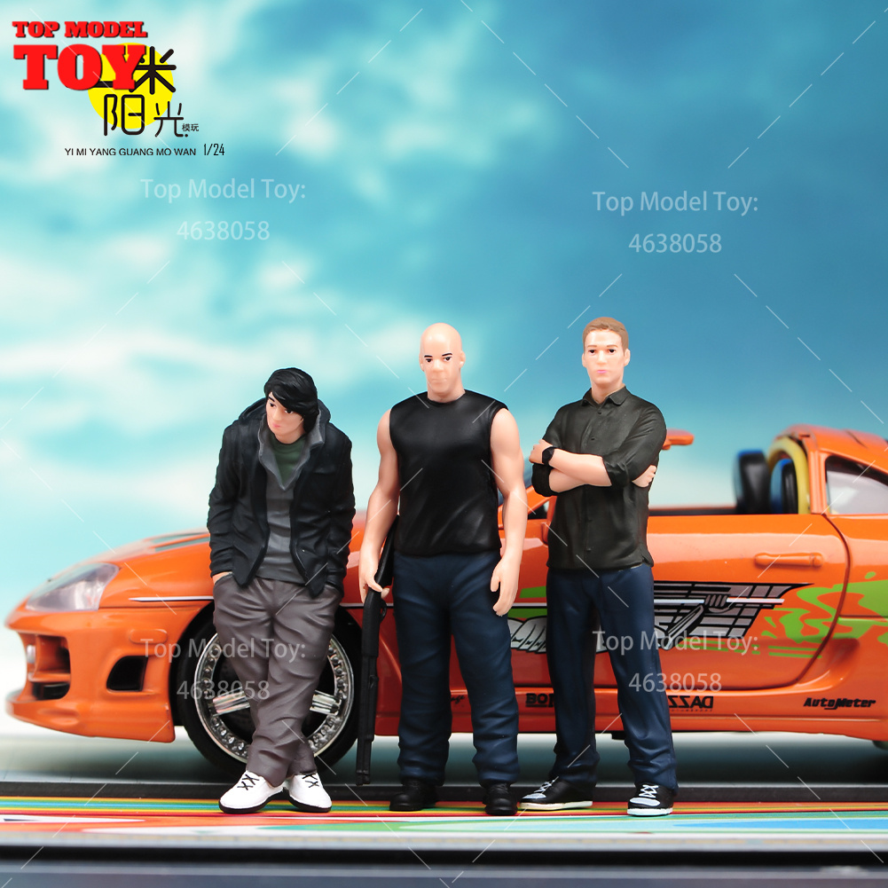 مجسمات مصغرة مطلية بمقياس 1/24 - مراجعة Model Kit Runner وسعره
