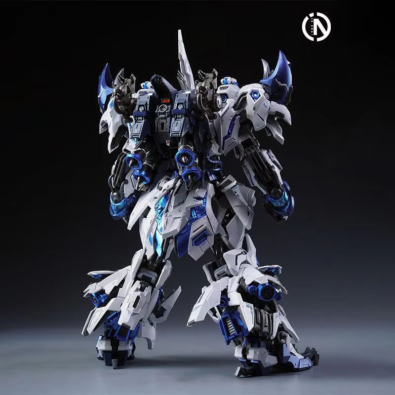 متوفر في المخزون: LIZARD 1/100 - مراجعة Fenrir Model Kit In Era وسعره